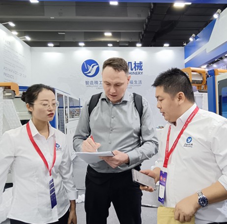 Consulta preventa con el propietario de Mattress Factory